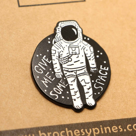 Pin Give Me Some Space - Astronauta - Frases