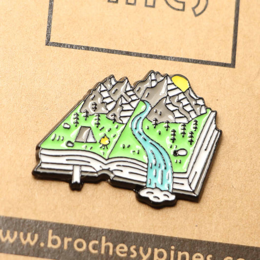 Pin Campamento - Libro - Río - Vida al Aire Libre